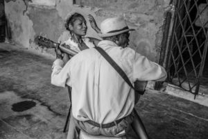 Cuba, Havanna, Play me a song, street scene, woman and man with guitar, Cuba, Havanna, Play me a song, street scene, woman and man with guitar,